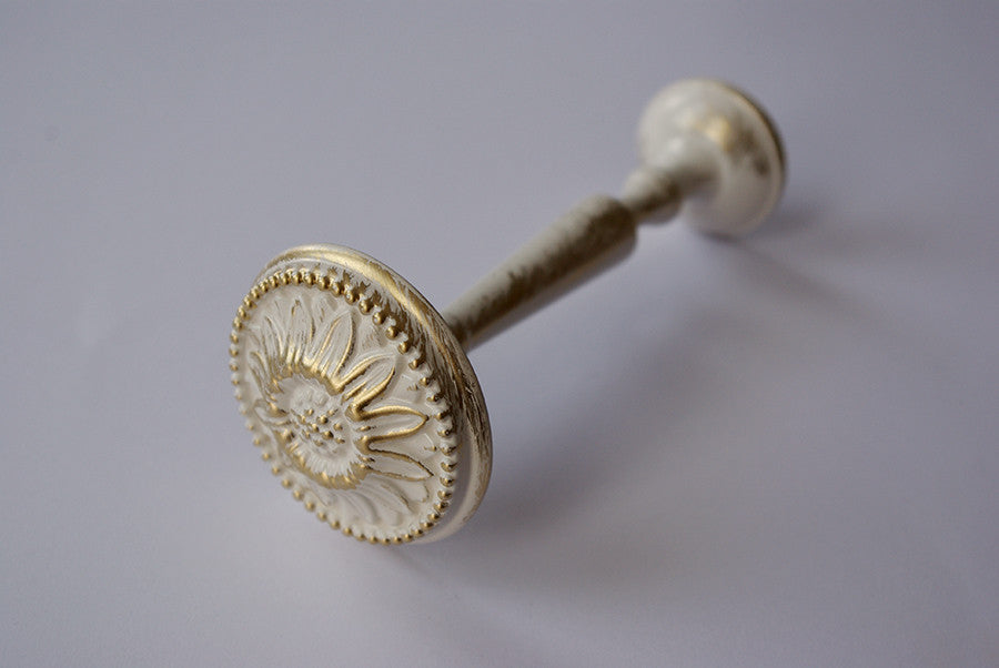 Curtain Holdbacks for Voiles, Net Curtains, Blackout Curtains, Drapes